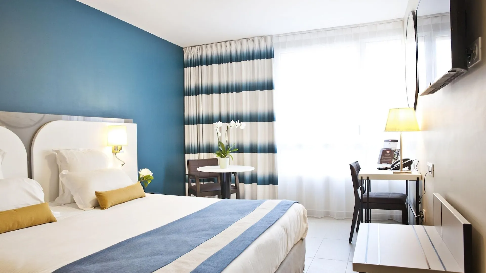 **** Appart hôtel Residhome Marseille France